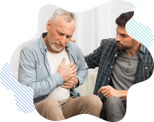 Profesional de salud realizando una valoración médica